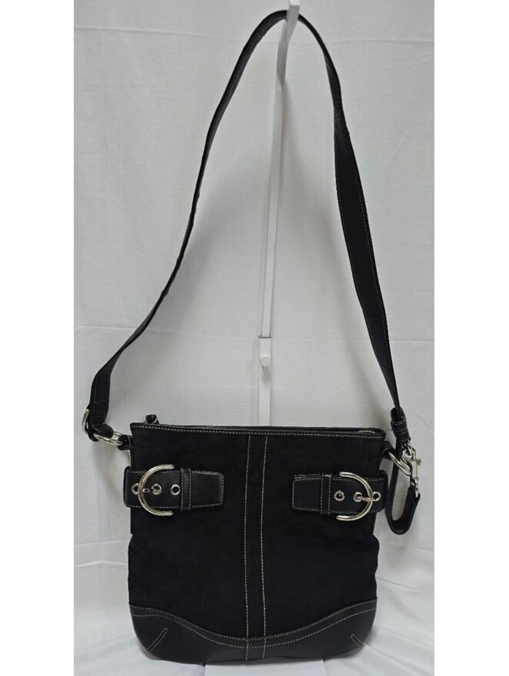 Coach Vintage 2005 Black Signature Jacquard Buckle Shoulder Bag 3574